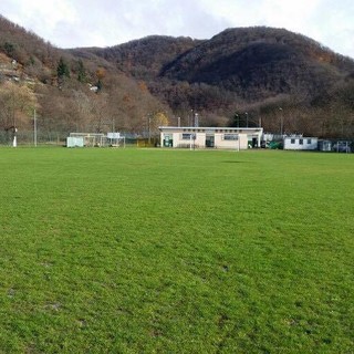 Cairo, manutenzione straordinaria al manto erboso del campo sportivo "Paolo Ponzo"