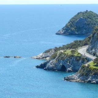 Bergeggi, dodicenne colpito da un cassonetto: ci sarebbe un sospettato