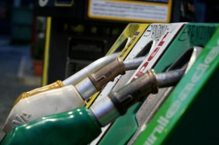 Accise carburante, Tosi (M5S):" In Liguria costo della benzina invariato" Accise carburante, Tosi (M5S):" In Liguria costo della benzina invariato"