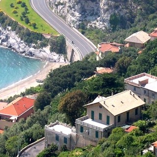 Stagione balneare, Arboscello (sindaco Bergeggi): "No ad improvvisazioni o soluzioni estemporanee"