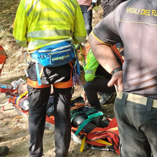 Cade lungo il sentiero e rimedia un trauma al baccino: biker tedesco soccorso sul Rollercoaster Cade lungo il sentiero e rimedia un trauma al baccino: biker tedesco soccorso sul Rollercoaster