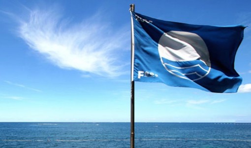 Pietra Ligure, lunedì 24 giugno la consegna ufficiale della Bandiera Blu alla città
