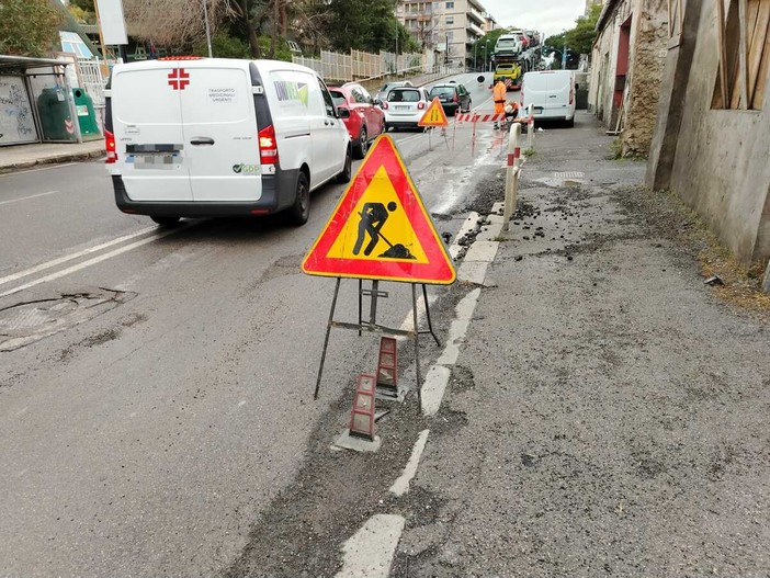 Savona, il Comune va avanti con il piano asfalti per chiudere i lavori a fine giugno