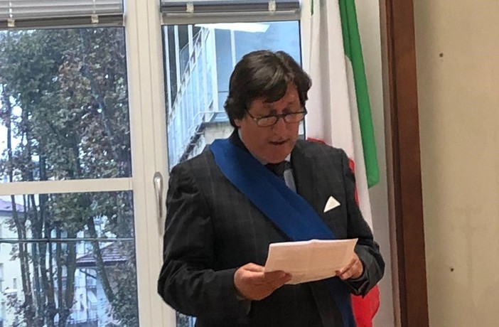 Emergenza Coronavirus, il vicepresidente provinciale Bonasera: "Denaro subito nel sistema economico della nostra provincia" Emergenza Coronavirus, il vicepresidente provinciale Bonasera: "Denaro subito nel sistema economico della nostra provincia"