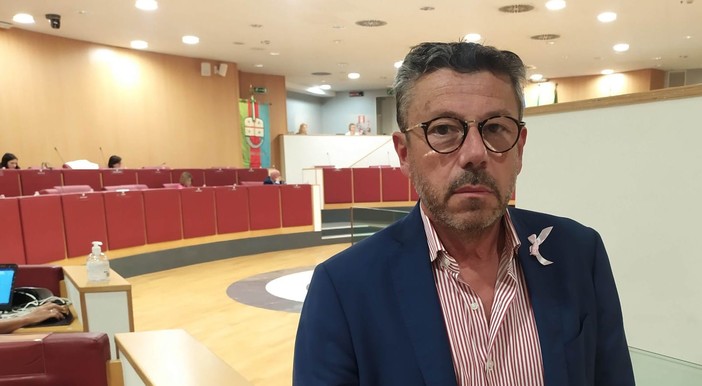 Al Santa Corona forti ritardi nelle consegne del radiofarmaco, Brunetto (Lega): "PET-CT rimandate, risolvere al più presto queste criticità" Al Santa Corona forti ritardi nelle consegne del radiofarmaco, Brunetto (Lega): "PET-CT rimandate, risolvere al più presto queste criticità"