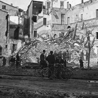 Società Savonese di Storia Patria: il 9 aprile l'incontro "Savona, i bombardamenti e le trasformazioni urbanistiche successive agli eventi bellici" Società Savonese di Storia Patria: il 9 aprile l'incontro "Savona, i bombardamenti e le trasformazioni urbanistiche successive agli eventi bellici"