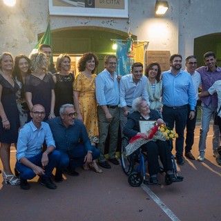 Maria "Renée" Cieri Frati nominata "Benemerita cairese"