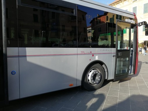 Doppio avviso all'utenza di Tpl Linea per i comuni di Albisola Superiore e Alassio, con riferimento allo spostamento di due fermate degli autobus del trasporto pubblico locale.