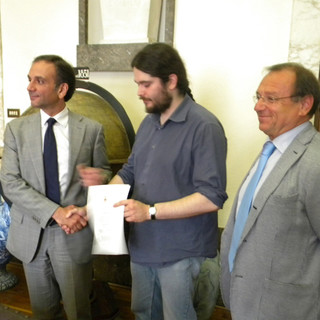 Conferito il premio “Comune di Savona, storia, funzioni e servizi dell'ente locale”