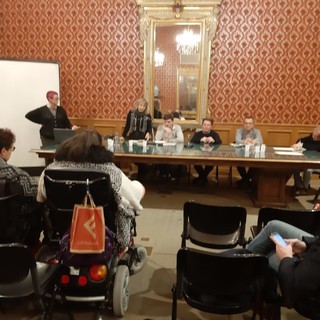 Savona non a misura di disabile: problematiche riscontrate sugli attraversamenti pedonali, alle Fornaci e a Legino