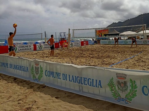 Laigueglia capitale del beach volley, un weekend tutto da vivere sulla spiaggia del borgo