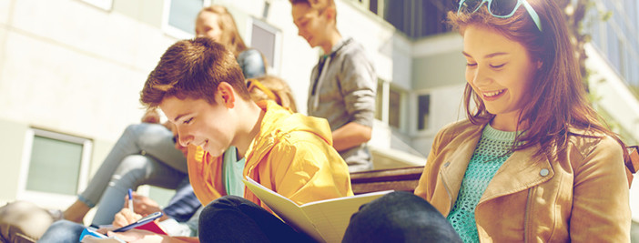 Sono disponibili le borse di studio per gli studenti delle scuole superiori Sono disponibili le borse di studio per gli studenti delle scuole superiori