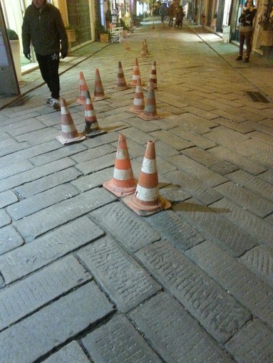 La storia "restaurata" a Finale: al via alla risistemazione del basolato del centro