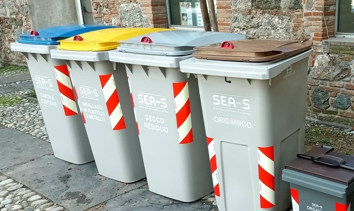 Sciopero igiene ambientale, Valle (Sea-S): "Non è possibile prevedere passaggi straordinari il giorno successivo" Sciopero igiene ambientale, Valle (Sea-S): "Non è possibile prevedere passaggi straordinari il giorno successivo"