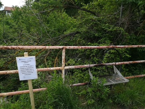 Cairo, bocconi avvelenati a Ferrania: il Comune mette i cartelli di allerta