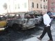 Finale: auto in fiamme nella notte, intervengono i pompieri Finale: auto in fiamme nella notte, intervengono i pompieri