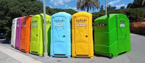 34 bagni chimici per le spiagge libere di Albissola, Savona e Vado 34 bagni chimici per le spiagge libere di Albissola, Savona e Vado