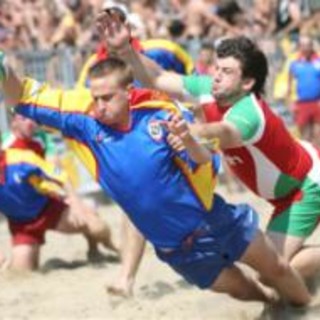 Ad Arenzano da venerdì in scena una spettacolare tre giorni di Beach Rugby