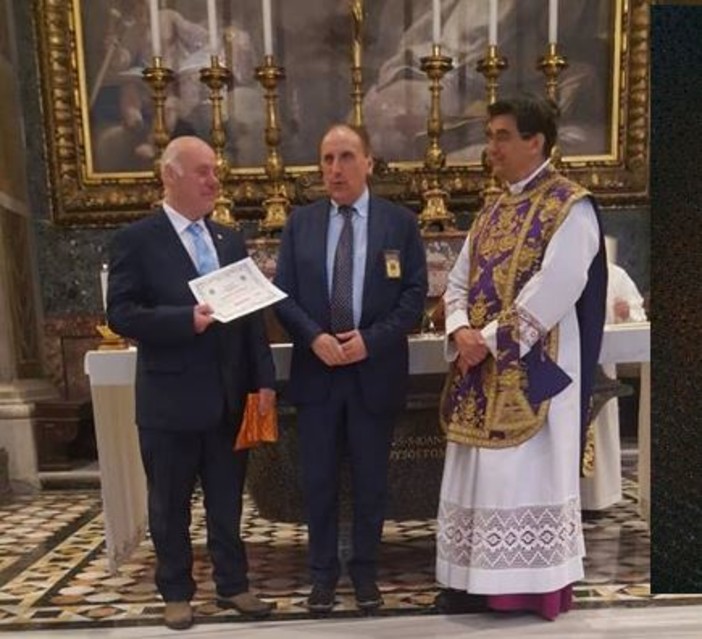 Fareambiente premia la sede savonese per l'impegno che tutti i soci hanno dimostrato fino ad oggi Fareambiente premia la sede savonese per l'impegno che tutti i soci hanno dimostrato fino ad oggi