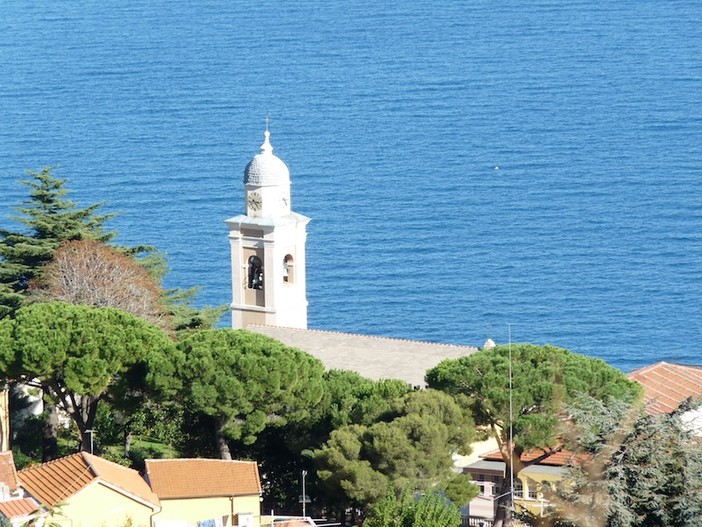 Edilizia convenzionata e sostegno ai negozi: la ricetta antispopolamento per Bergeggi del sindaco Arboscello Edilizia convenzionata e sostegno ai negozi: la ricetta antispopolamento per Bergeggi del sindaco Arboscello