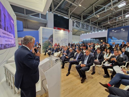 Porti e logistica, l'assessore Benveduti a Monaco di Baviera: "Nuove infrastrutture per un sistema portuale ancor più protagonista"