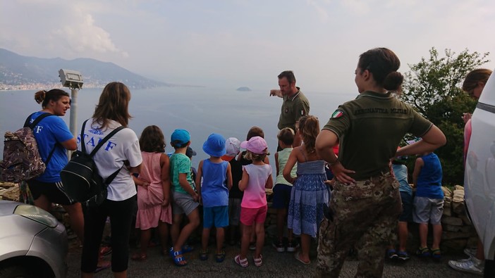Andora: bambini alla scoperta della base radar di Capo Mele