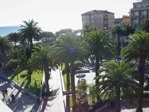 Borghetto Santo Spirito al via il progetto “Free Wi-Fi”: internet gratuito in piazza Libertà