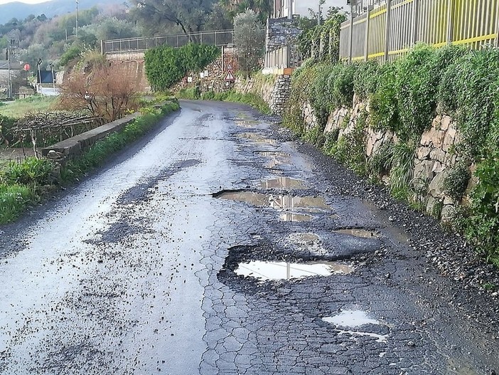 Albenga, al via la messa in sicurezza della strada Bastia-Cenesi