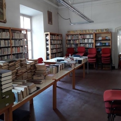 Millesimo, la biblioteca ha riaperto le attività di prestito e reso dei libri Millesimo, la biblioteca ha riaperto le attività di prestito e reso dei libri
