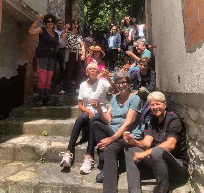 Valdinferno, il grande ritorno: i ragazzi della colonia estiva di Leca d’Albenga si ritrovano 50 anni dopo Valdinferno, il grande ritorno: i ragazzi della colonia estiva di Leca d’Albenga si ritrovano 50 anni dopo