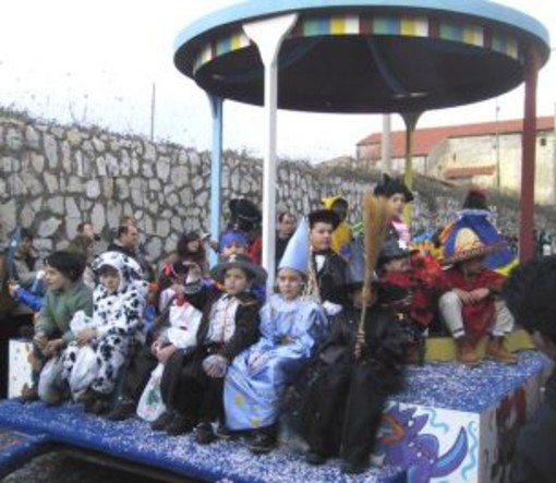Alassio: domani al Palaravizza il Gran Carnevale dei Bambini