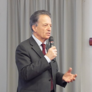 Confcommercio sostiene l’autonomia del porto di Savona, Bertino lancia la sfida a Delrio: "Venga qui a darci una spiegazione"