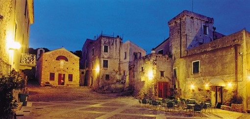 Iniziativa per portare il "Teatro di Verezzi" in 50 piazze d'Italia
