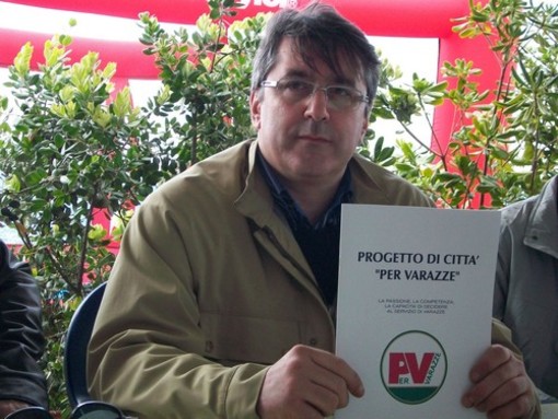 Varazze: Rosa Bianca a sostegno del candidato Bozzano Varazze: Rosa Bianca a sostegno del candidato Bozzano