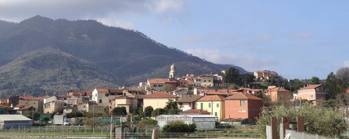 Bastia d'Albenga si colora per il Corpus Domini: torna la tradizionale Infiorata tra fede e comunità