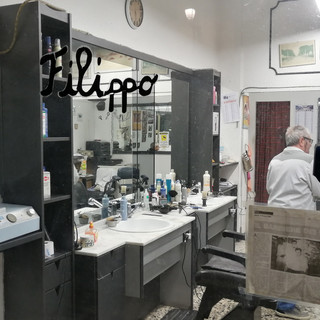 Albenga perde una delle sue botteghe storiche: dopo 50 anni, da domani addio alla "barberia Filippo"