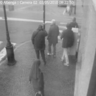 Albenga: restano in carcere i borseggiatori del pensionato