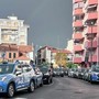 Albenga, controlli a tappeto nelle palazzine abbandonate di via Carloforte: due accessi abusivi scoperti