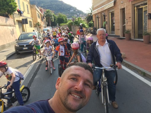 "Bimbinbici" a Borgio per imparare la sicurezza in strada (FOTOgallery)