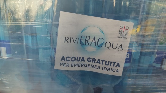 Crisi idrica ad Andora, Rivieracqua: "Posizionati i serbatoi di acqua dolce" Crisi idrica ad Andora, Rivieracqua: "Posizionati i serbatoi di acqua dolce"