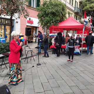 Elezioni europee, la candidata Maria Gabriella Branca (La Sinistra) conclude la campagna elettorale
