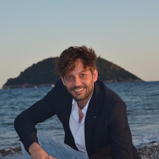 Albenga, concerto dal vivo di Andrea Benelli