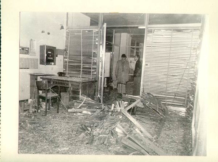 Destabilizzare per stabilizzare. Quante bombe ancora? (La bufala mortale del "terrorismo") Destabilizzare per stabilizzare. Quante bombe ancora? (La bufala mortale del "terrorismo")