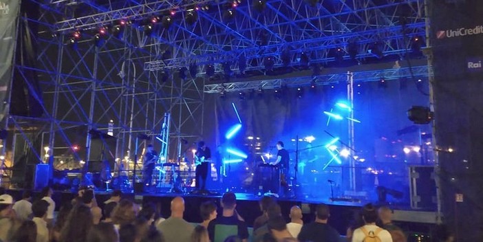 Musica dal vivo, le regole non consentono di divertirsi ai concerti, e festival importanti non ricevono fondi pubblici Musica dal vivo, le regole non consentono di divertirsi ai concerti, e festival importanti non ricevono fondi pubblici