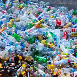 Borghetto Santo Spirito: i volontari di &quot;Savona Climate Save&quot; contro la plastica