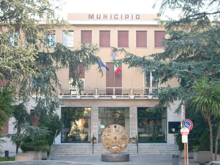 Vado, nuovo supermercato in via Piave: via alla convenzione per la demolizione di una parte delle ex aree Fumagalli Vado, nuovo supermercato in via Piave: via alla convenzione per la demolizione di una parte delle ex aree Fumagalli