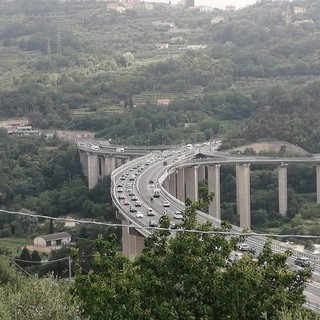 Esodo estivo sulla A10: previsto traffico intenso per tutto il weekend tra Savona e Ventimiglia e verso il Piemonte