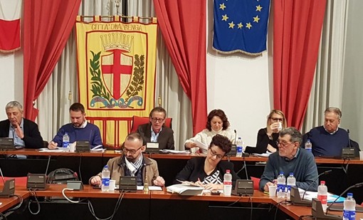 Albenga approva il bilancio di previsione per la prima volta nei termini di legge: tasse invariate Albenga approva il bilancio di previsione per la prima volta nei termini di legge: tasse invariate