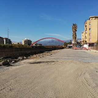 Albenga, il consigliere Tomatis sulle ispezioni visive subacquee dell’argine del Centa: "Non bastano per essere tranquilli"