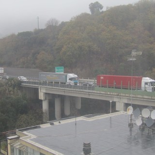 Incidente sulla A10 tra Savona e Albisola, un veicolo coinvolto: traffico in tilt